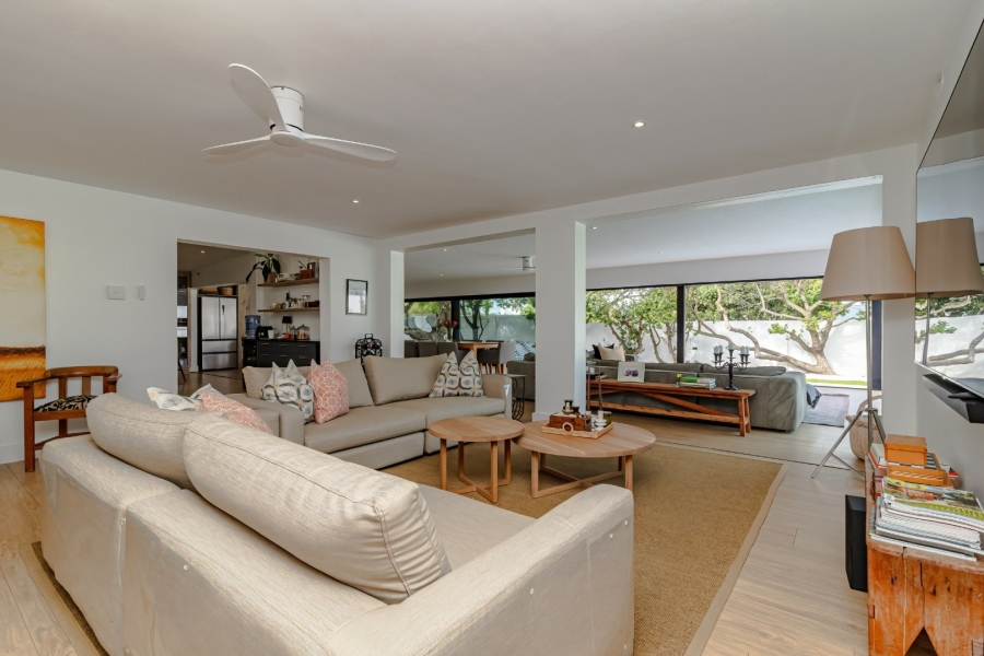 4 Bedroom Property for Sale in Vermont Western Cape